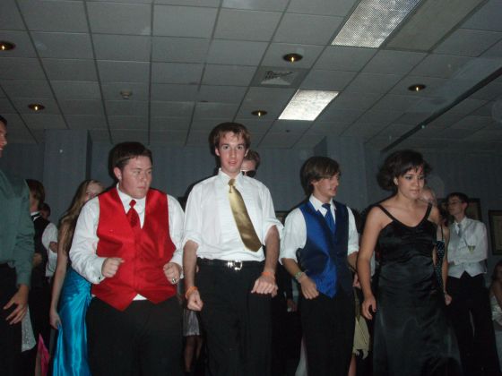 Dancing at Prom 9
